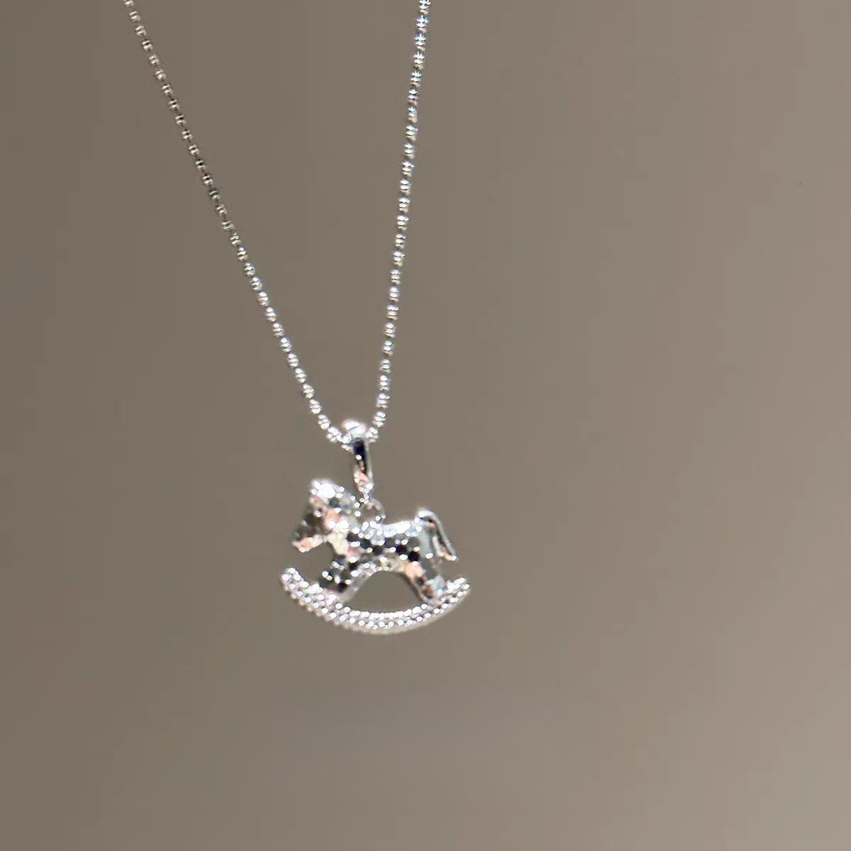 

14K Gold Silver Plated Copper Beads Chain Chokers For Women Korea Sparkly Sequined Cartoon Horse Pendant Necklaces Jewelry