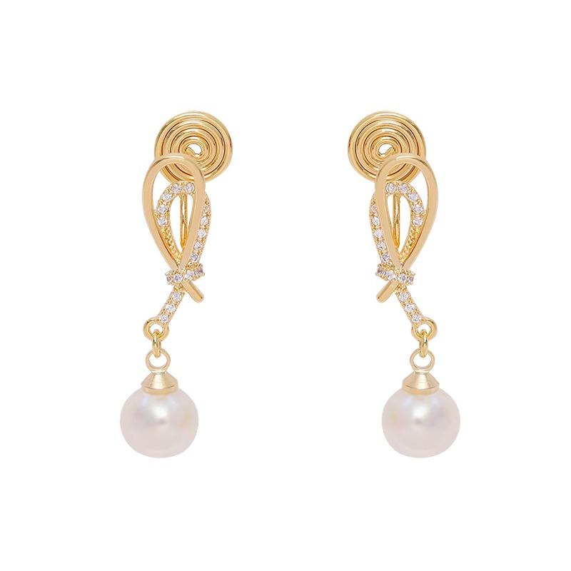 High-End Retro Pearl Ear Clips for Non-Pierced Ears: Elegant Women's Earrings