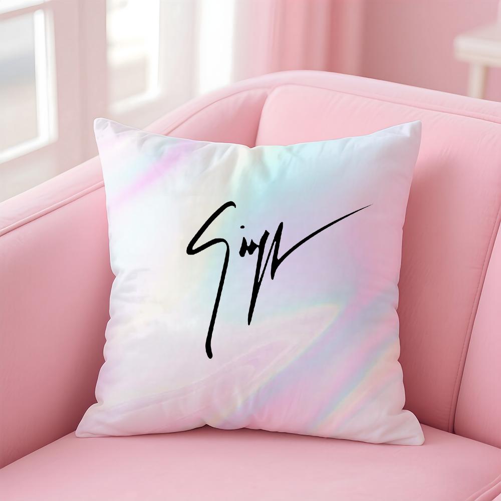

Classic Fashion Italian Shoe Brand GGiuseppe Zanotti Cushion Cover Pillow Case Soft Skin Friendly Fabric Concealed Zipper 30X30cm