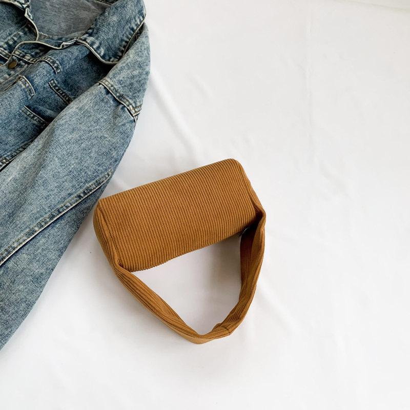 

Trend style simple strip velvet wide shoulder strap messenger bag Japanese solid color 2025 new hip hop casual versatile shoulder bag коричневый