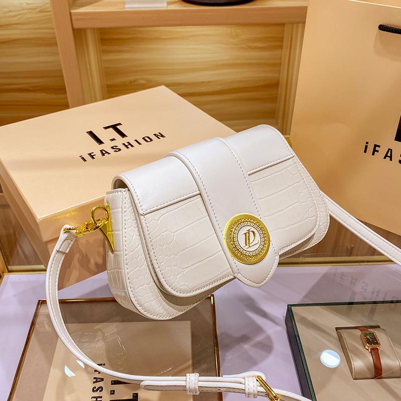 

2023 Новая модная женская сумка через плечо на одно плечо, легкая, роскошная, стильная, с крокодиловым узором, сумка подмышки из натуральной кожи для женщин, простая M белый