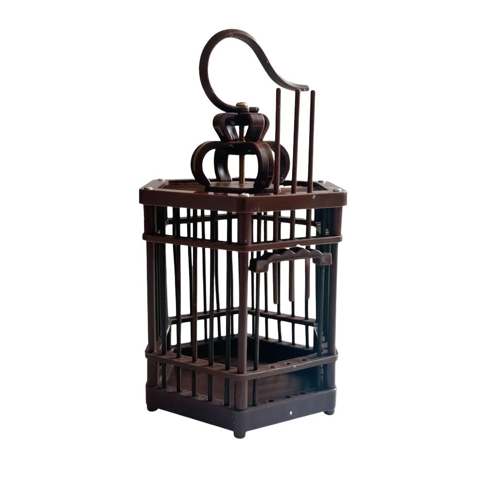 

Plastic Grasshopper Cage Woven Bamboo Cricket Hanging Racks Portable Cricket Cages Hexagonal cage