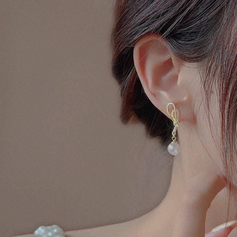 High-End Retro Pearl Ear Clips for Non-Pierced Ears: Elegant Women's Earrings