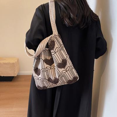 Leisure Knitted Tote Bag Women's New Fashion Versatile Single Shoulder Bags Heart Flower Large Capacity Commuter Shopping Bags