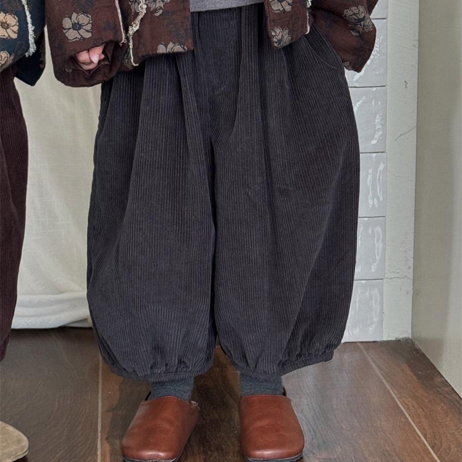 Jiaye Kinder 2025 Frühling Cord Neun-Punkte-Hose für Jungen und Mädchen - Retro Wald Pumphose