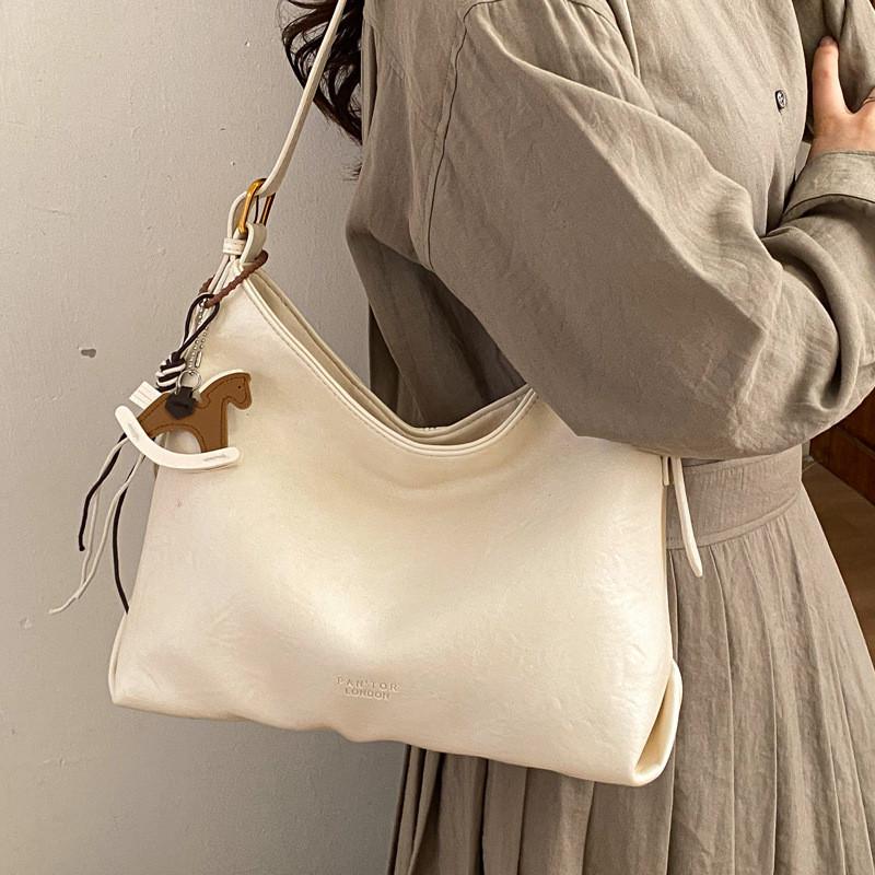 Vintage Style Oversized Tote With Top Handle And Sewn Details For Urban Outings