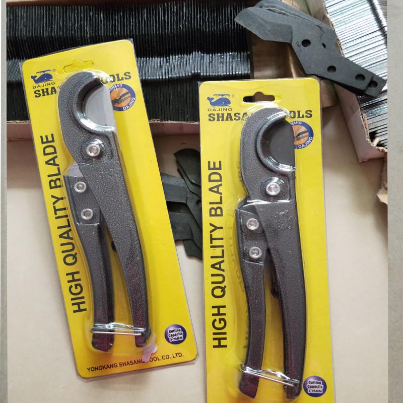 Big Whale Quick Cut Pipe Wrench & Cutter: PPR, Aluminum-Plastic, PVC, Water & Gas Pipes