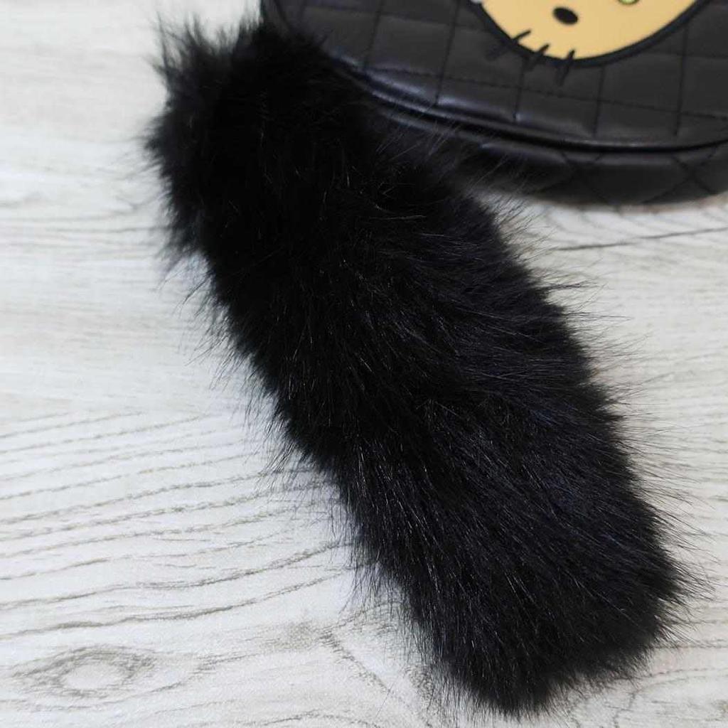 Sun Art Hello Kitty Pochette with Fur Heart-Shaped Tail, Black, KT-5121-BK