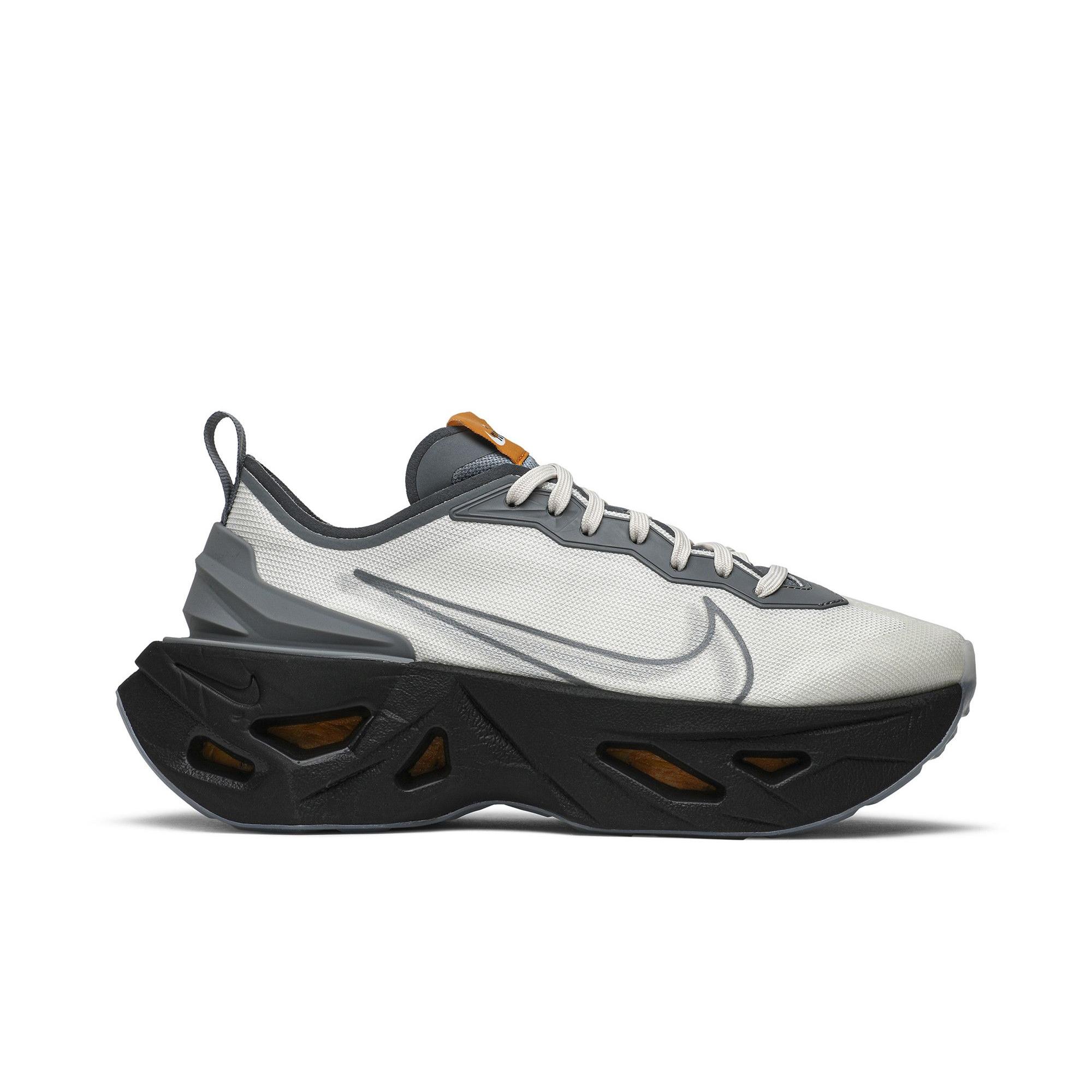Nike Womens ZoomX Vista Grind `Pale
