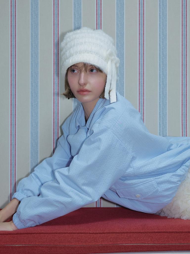Poejidam Mellow Bow Beanie In Cream