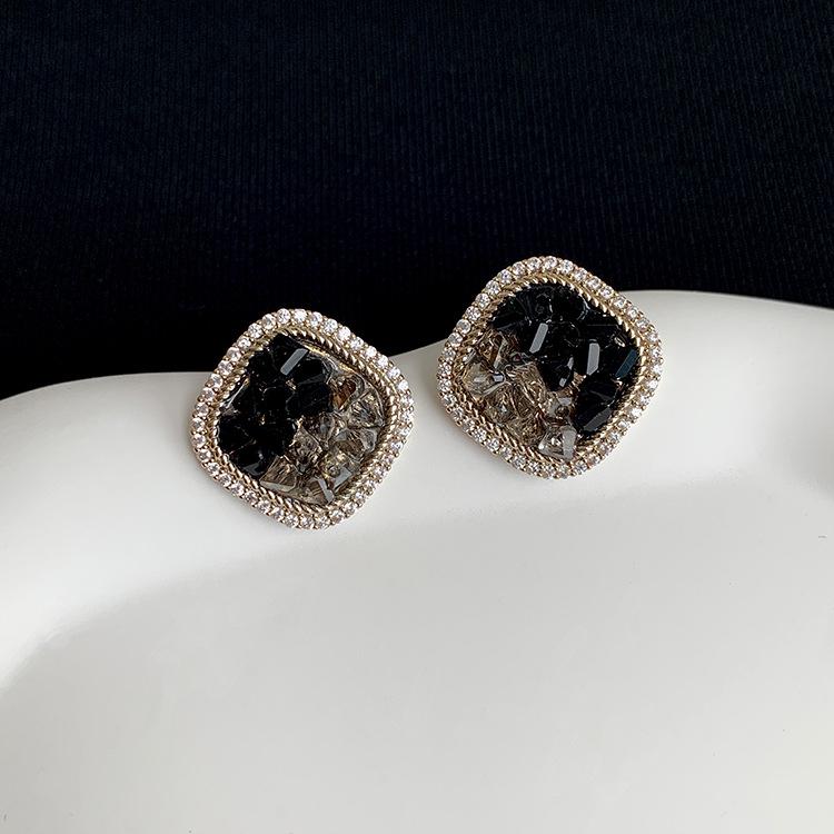 Elegante quadratische Ohrringe mit Farbverlaufskristallen – Stilvolles, luxuriöses Design für Frauen gray