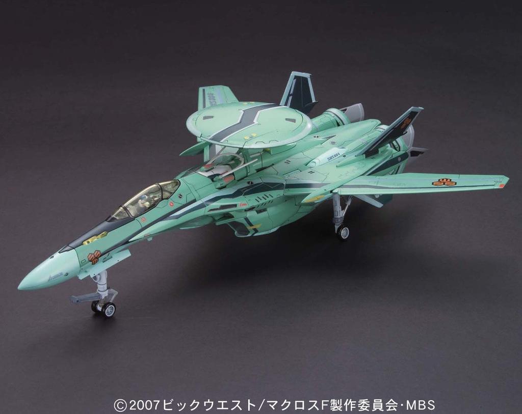 Scale Messiah Valkyrie Luca Custom with Ghost F 1/72 RVF-25 (Macross (Frontier))