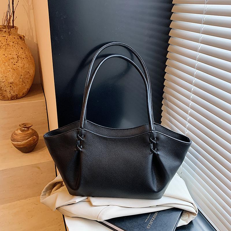 

Fashion commuter large-capacity bag women s new high-end shoulder bag casual tote bag