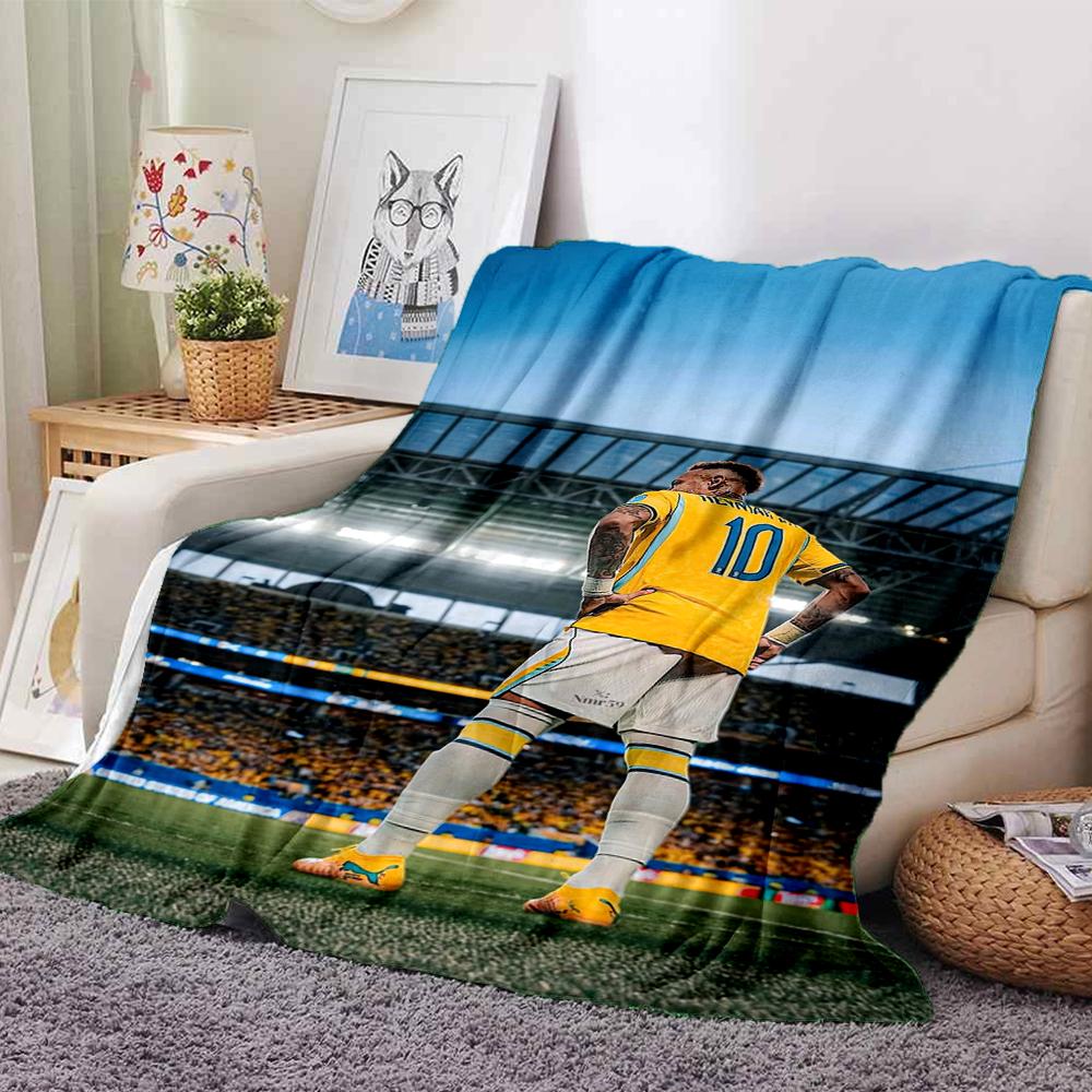 Dynamic Football Stars printed flannel breathable and warm blanket, a stylish home gift, suitable for home, office and bedspread use. 15a144