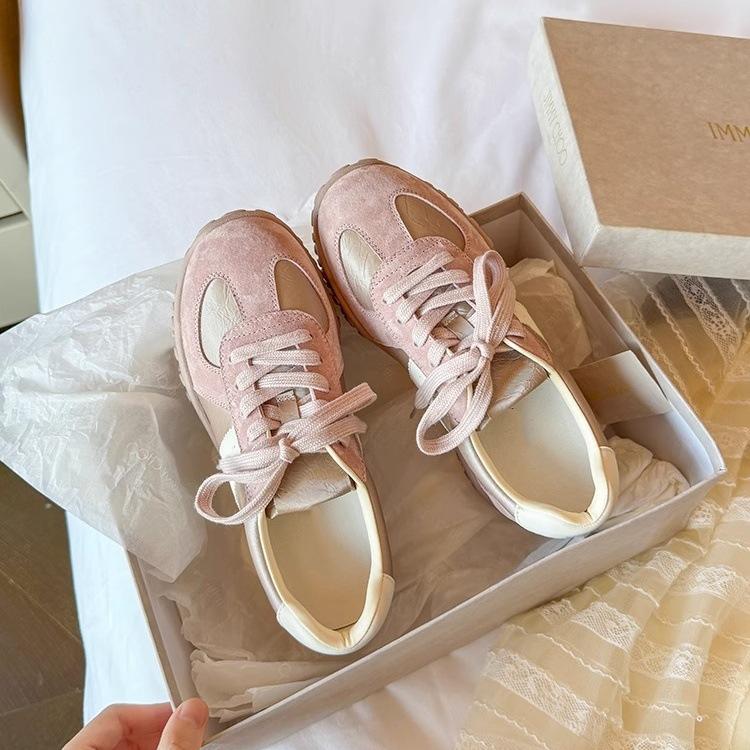 Summer New Inner Height Increase Breathable Moral Training Shoes Casual Sports Shoes 2025 Versatile Student Board Shoes Women's Single Shoes