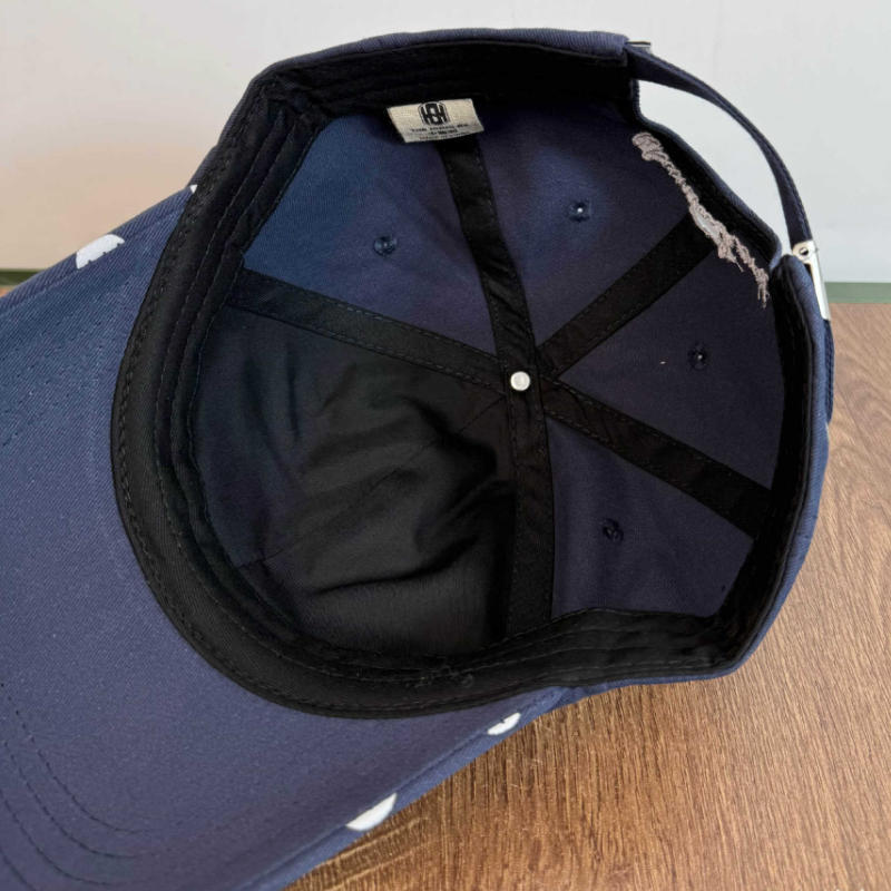 Korean-Style Women'S Embroidered Bear Baseball Cap Cute Cartoon Design All-Season Soft Top With Polka Dot Patchwork Visor