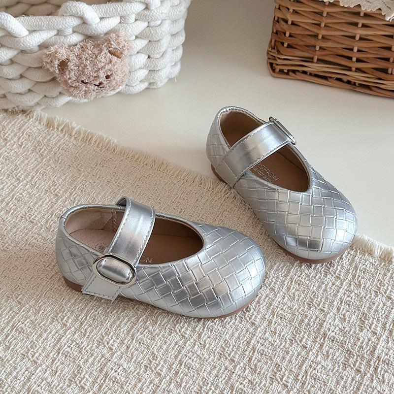 

[Fashion Girls Spring Knit Soft Sole Mary Jane Shoes Baby Leather Shoes Kids Performance Shoes] size 23 серебряный