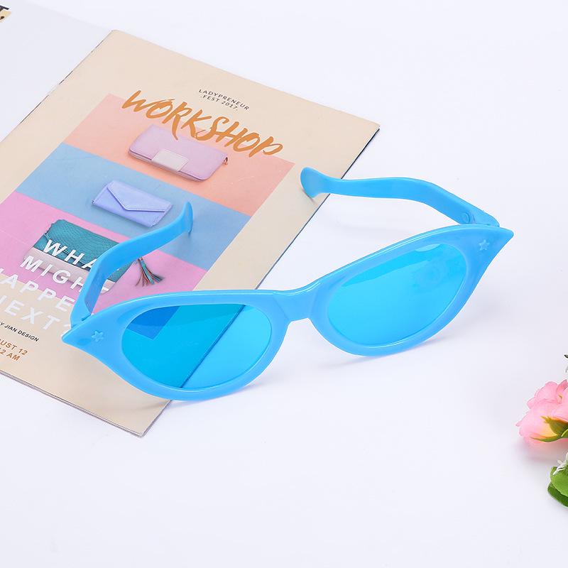 

Vibrant Big Glasses Sunglasses for Party & World Cup Fans One Size