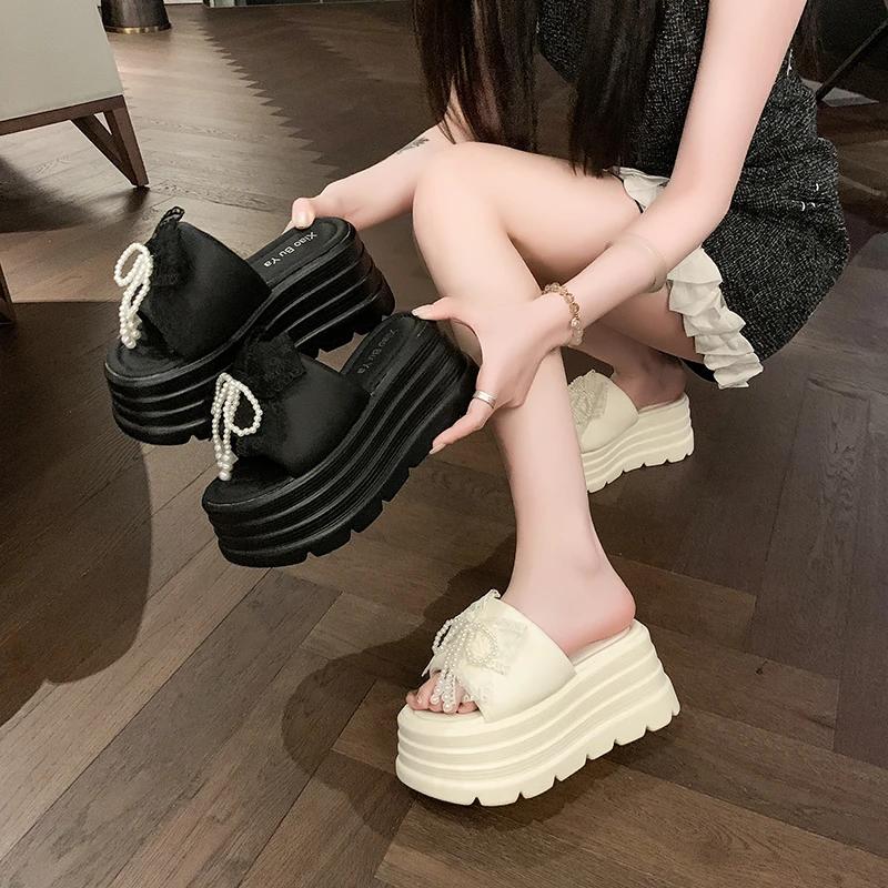 Fashion 8CM New 2025 Pearl Strap Chunky Sandals Women Summer High Platform Wedges Slippers Woman Fashion Heels Thick Bottom Beach Slides