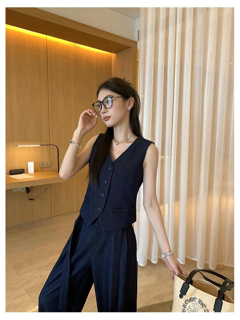 Vintage Chic Set: V-Neck Vest & Wide-Leg Pants, Two-Piece Ensemble