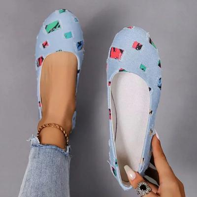 Damskie mokasyny 2024 Nowe mieszane kolory Patchwork Denim Oddychające buty Baleriny Mokasyny Casual Okrągły Nosek Wsuwane Płytkie Buty