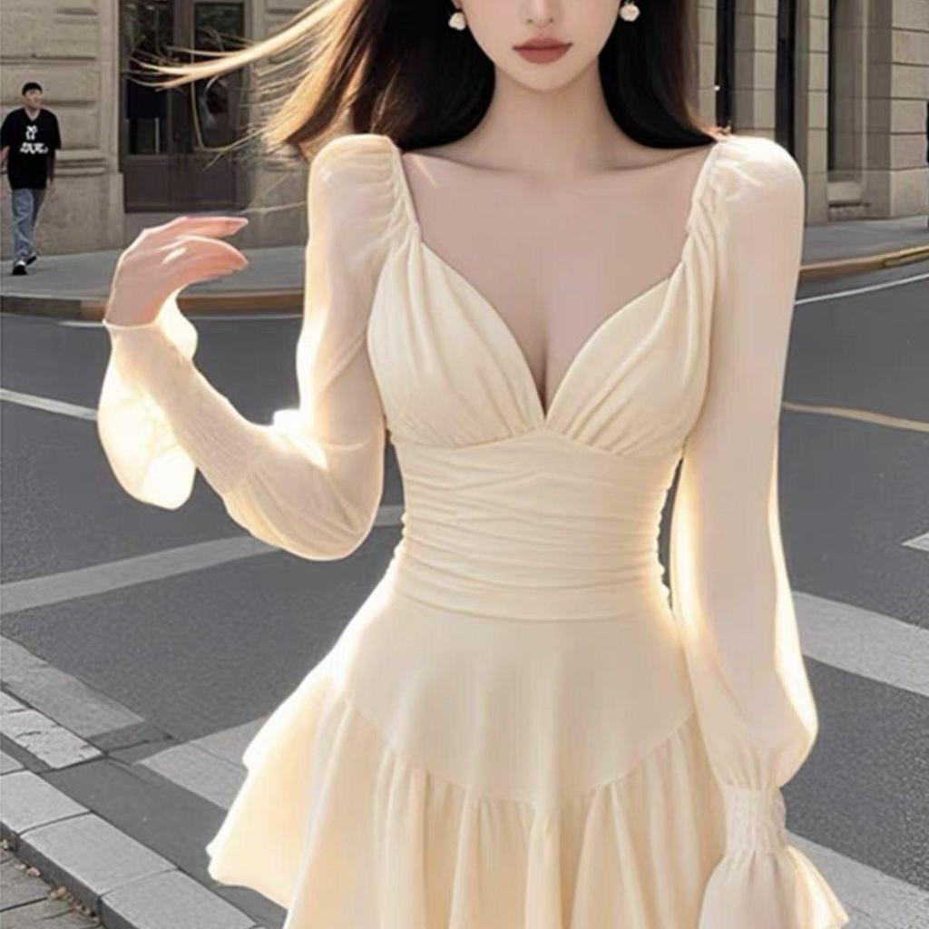Plus-Size Sexy Long-Sleeve Bubble Pleated Short Dress for Women