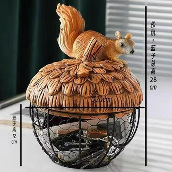 Creative Wrought Iron Hen Basket for Eggs, Garlic, Fruits, Snacks, and Kitchen Decor