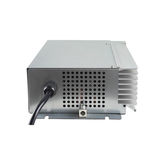 Conversor de Potência para RV 60A 1000W Carregador de Bateria Automático de Três Estágios com Ventoinha de Refrigeração PD9260C Conversor de Substituição