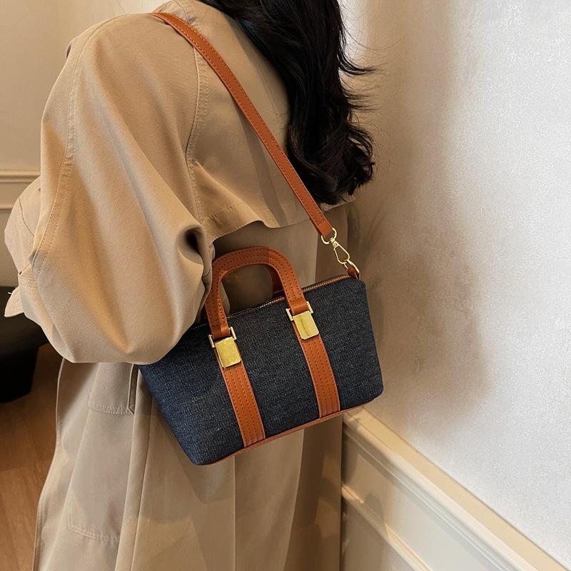 2025 plaid bowling bag women's high-end sense niche underarm chain bag exquisite portable messenger bag