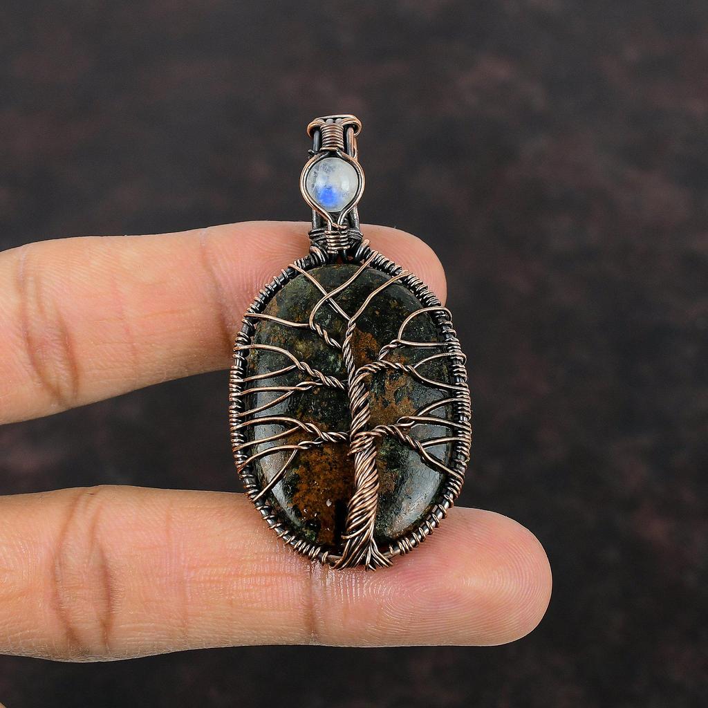 Pendant Arborele Vieții cu Granat Spessartină în Calcar, înfășurat cu sârmă de cupru, Pandantiv cu Piatră Prețioasă, Pandantiv cu Piatră de Lună Curcubeu, Bijuterii din Cupru Lucrate Manual