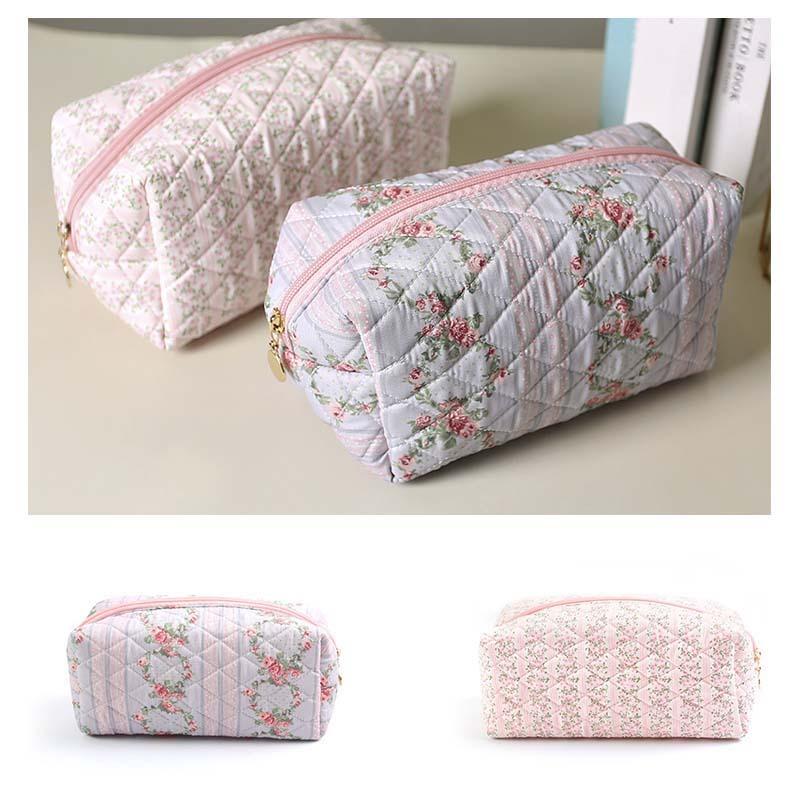 Pretty Floral Print Large Capacity Portable Makeup Bag with Zipper Travel Skincare Storage Pouch