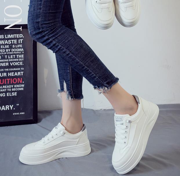 Fashion 2025 Spring New Little White Shoes Women's Soft-soled Breathable Versatile Dad Board Shoes