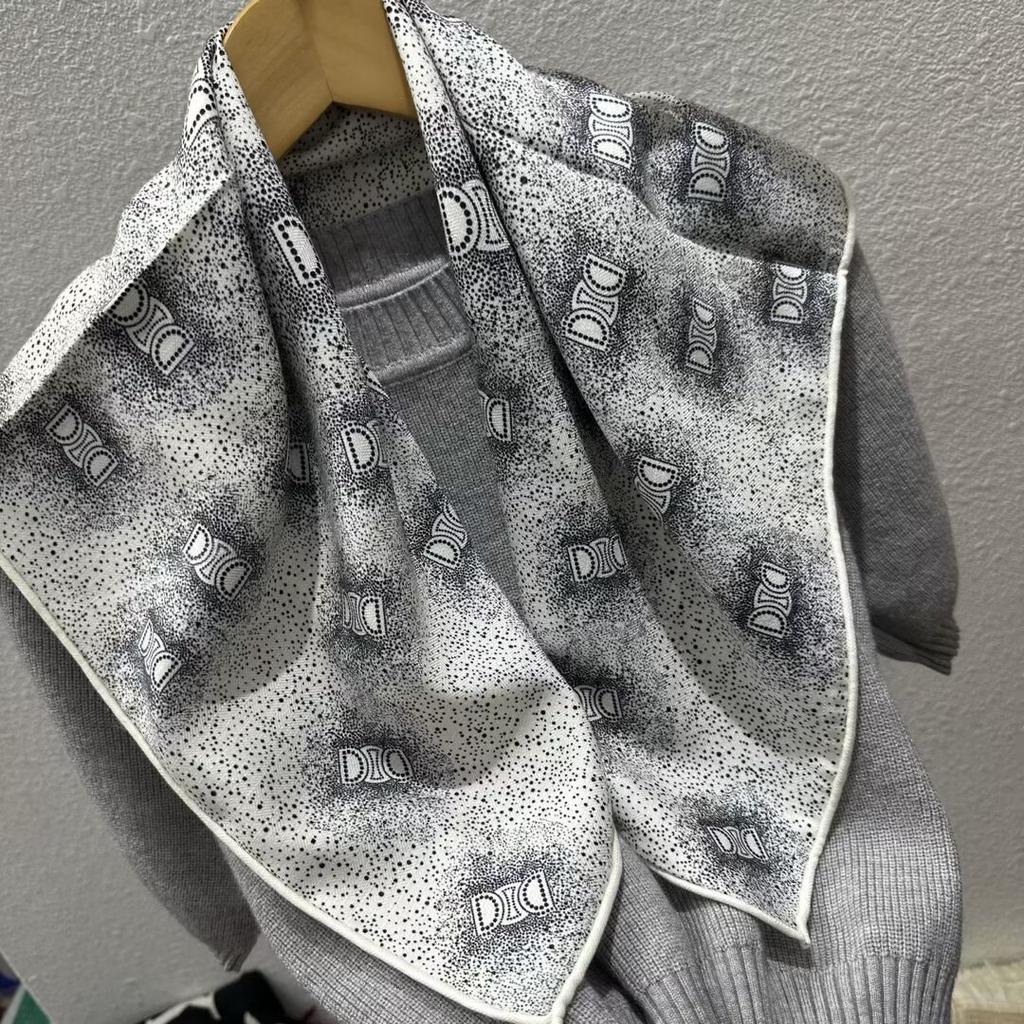 Retro red gray Pesley! Silk wool scarf women's winter warmth silk square scarf shawl scarf dual-purpose