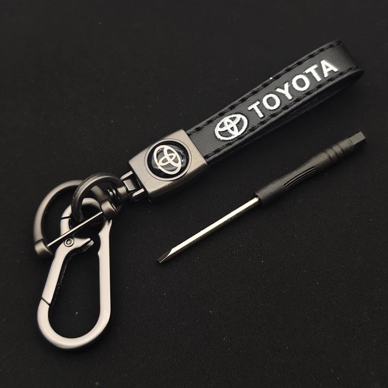 Metal Leather Keyring Car Keychain For Toyota TRD Yaris Rav4 CHR Yaris Prius Avensis Corolla Camry Highlander Hilux Land Cruiser