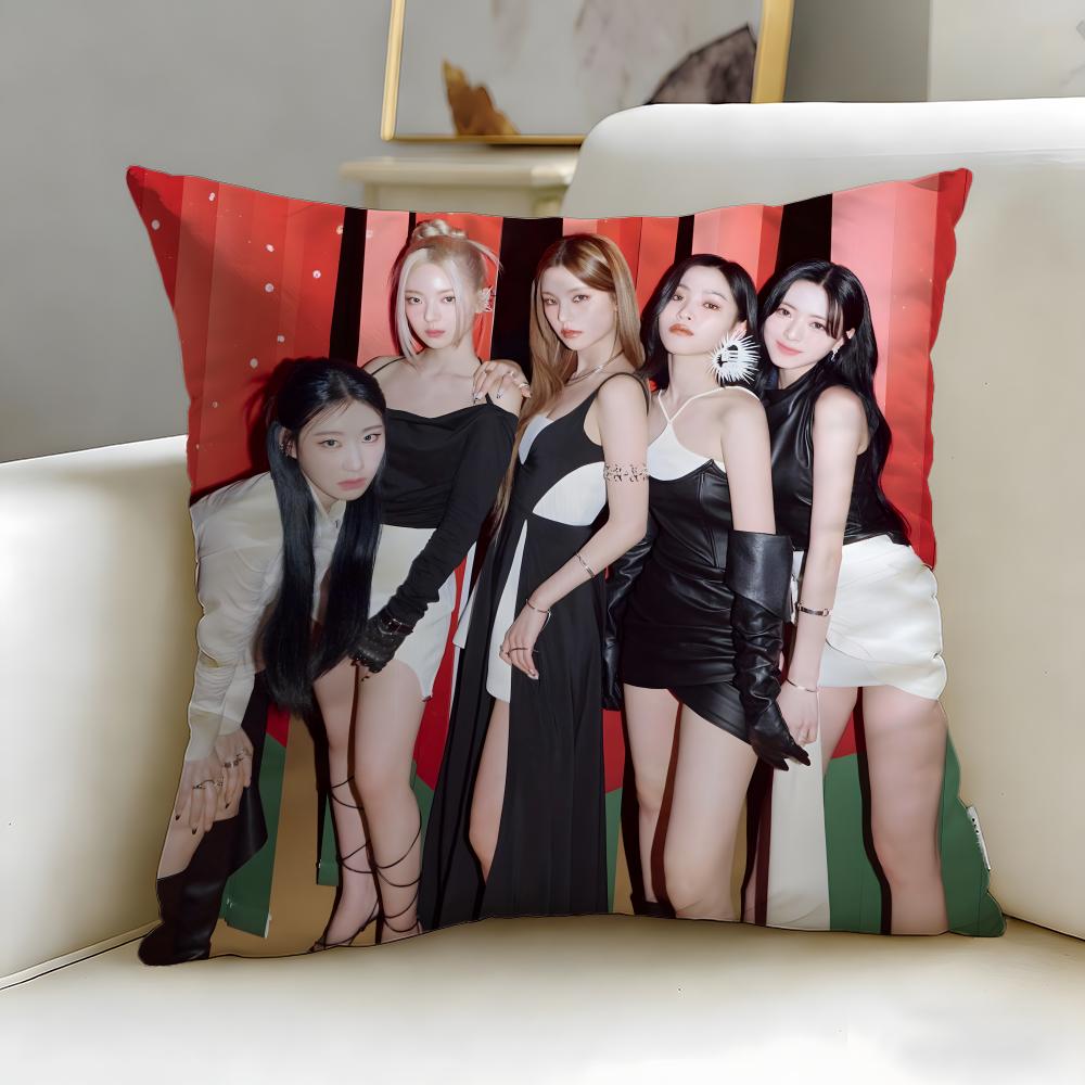 Kpop Style Group Itzy Cushion Cover Soft & Easy-Wash Pillow Case – Versatile For Couch, Bed, Travel And Office