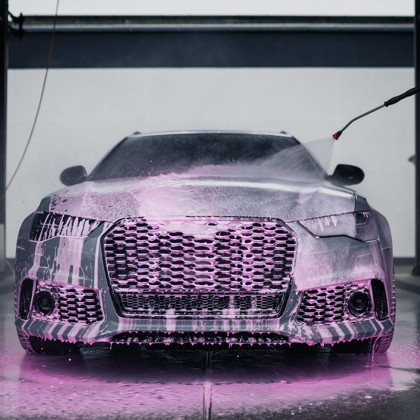 Colorful Active Foam for Car Washing K2 Bela Neon Pro 1l Pink Strawberry