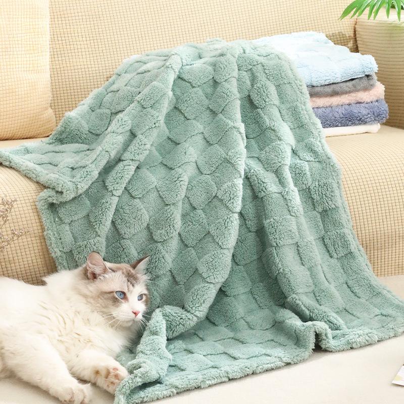 Coral Fleece Blanket Dormitory Sofa Nap Blanket