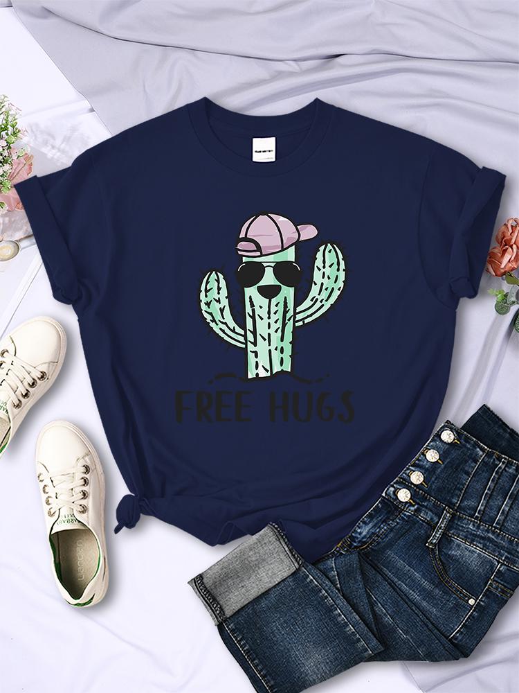 Free Hug From Spiny Cactus Women Tshirts Loose Oversized T-Shirt Breathable Fashion Clothes Hip Hop Casual Women'S T-Shirts