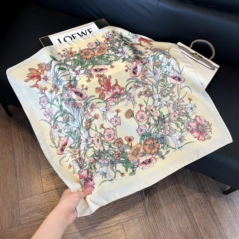 Silk scarf 71 * 71 imitation silk square scarf Korean atmosphere neck silk scarf flower pattern flower polka dot scarf
