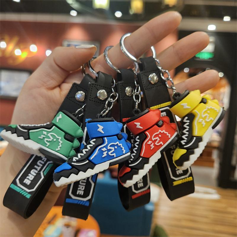 Internet-Berühmtheit Cartoon-Puppe Schlüsselanhänger Taschenanhänger Studentenanhänger Niedlicher PVC-Schlüsselanhänger Paar Auto Schmuck