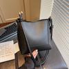 Large Capacity Korean Ins Style Fashion Versatile Bucket Crossbody Bag For Women
