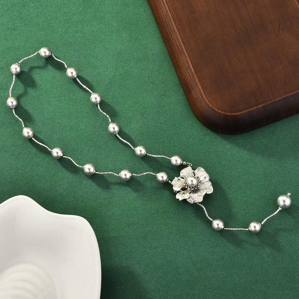 Factory Simple And Atmospheric Long Necklace With Jewelry Women'S Sweater Chain Versatile Autumn And Winter Rose Pearl Necklace