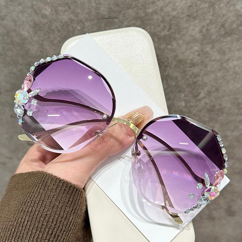 

Женские солнцезащитные очки высокого класса со стразами 2024: Стройнящий, Модный Солнцезащитный козырек с защитой от УФ-лучей