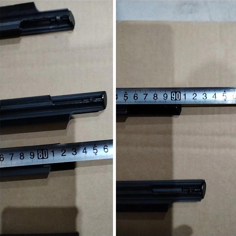 Toyota Land Cruiser LC90 (1996-2002) Exterior Door Window Weatherstrip Trim
