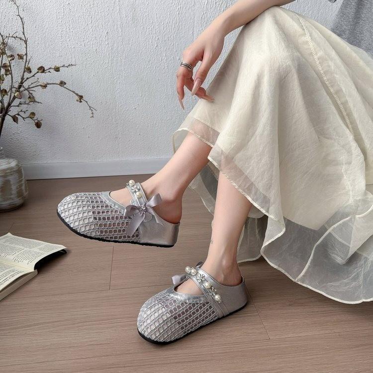Baotou wears half slippers outside, women's summer 2025 new mesh breathable slippers, thick-soled one-pedal beaded cool slippers