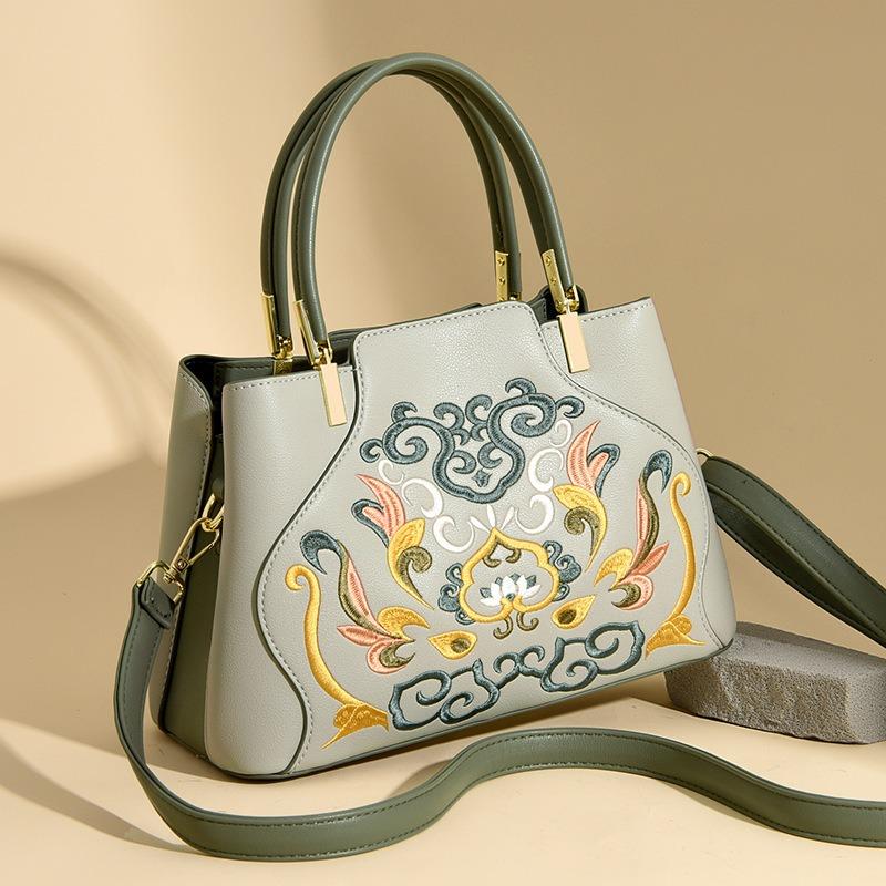 Wedding bag National style embroidery Festive bride wedding bag Fashion atmosphere Happy mother-in-law handbag Large capacity high-end bag
