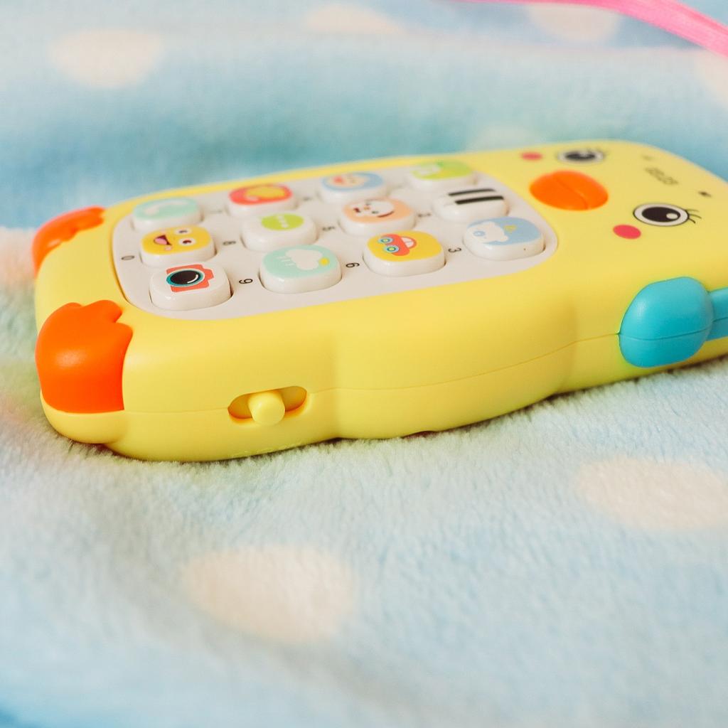 Cellulare Musicale per Bambini Cartoon Dentaruolo Telefono con Suono e Luce Giocattolo Elettronico Telefono Giocattoli Educativi per l'Apprendimento Regali per Bebè