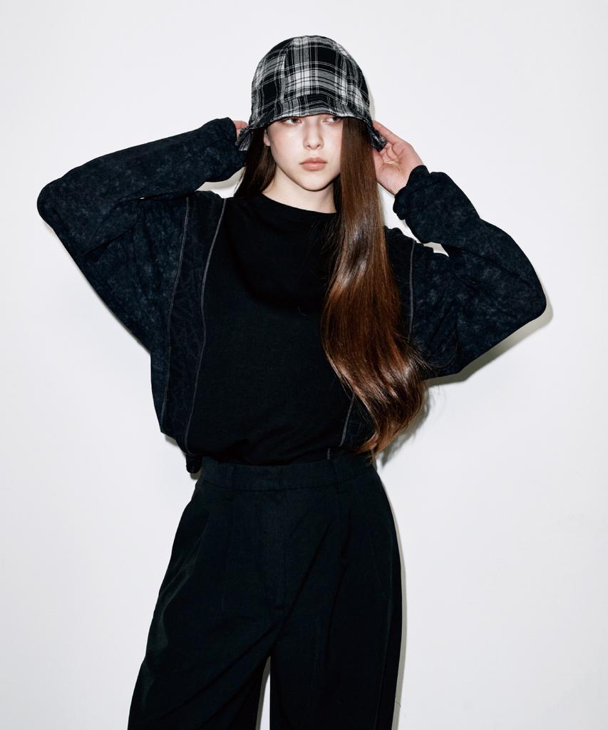 Koldeubeullaengkis Oversized Six-Panel Cotton Bucket Hat Black Check
