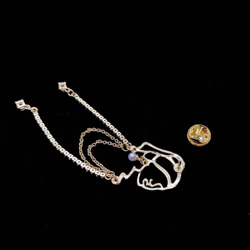 1PC Alloy Brooch Fashion A Girl Elegant Tassel Brooch For Women With Pearl Earrings Dress Collar Accesories Pins Jewelry