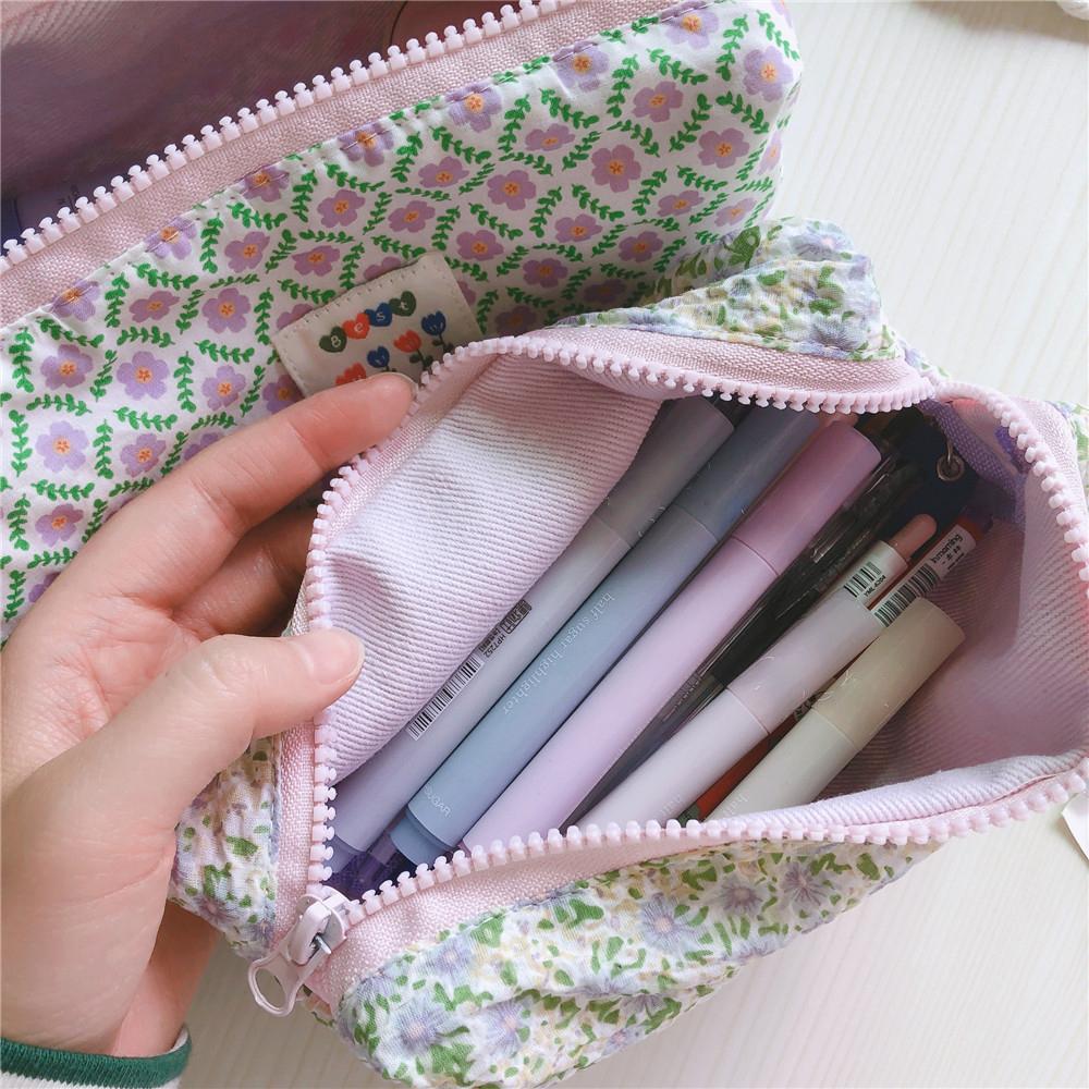 176 Flower Design Women Toiletry Organizer for Traveling Portable Canvas Makeup Bag